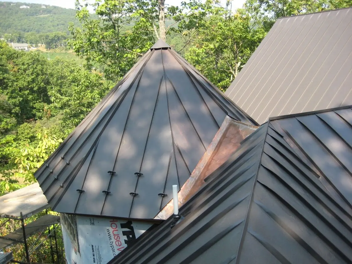Professional Roof Tarp Installation by Craftsman Roofing in Beallsville